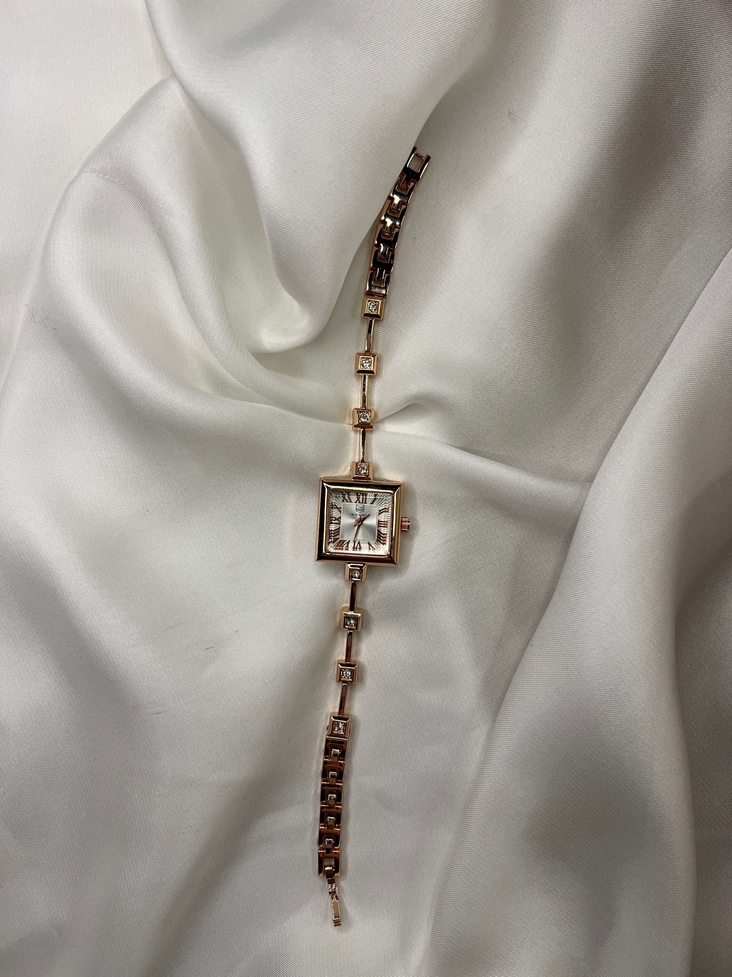 ALL WOMEN'S WATCHES