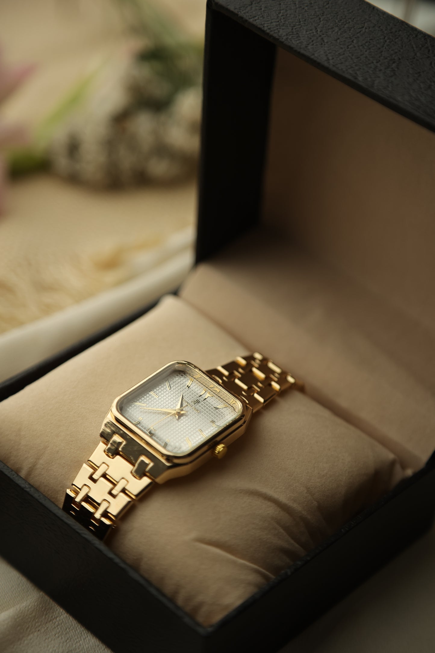 AP ROMAN GOLD