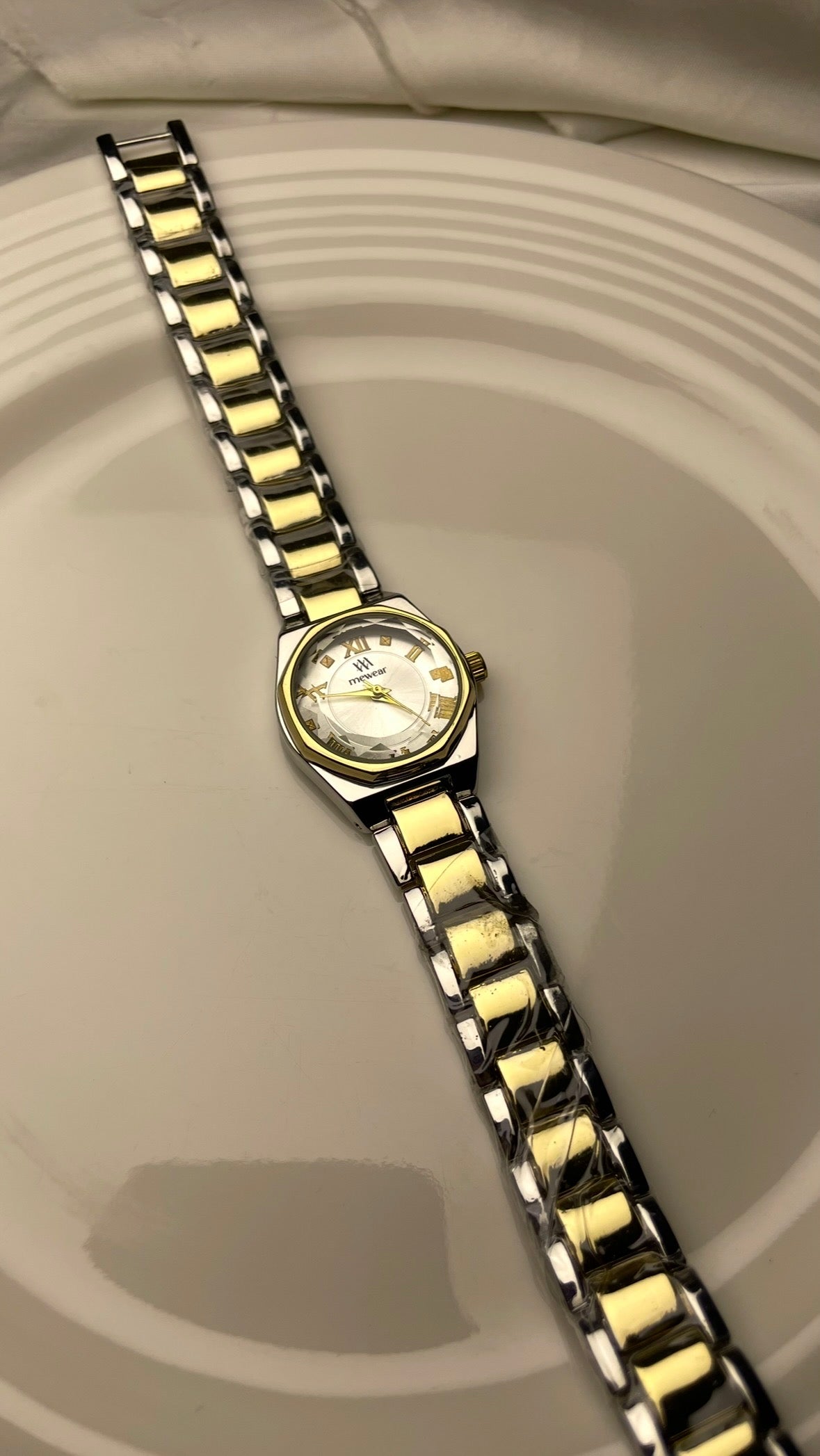 CORVO TWO-TONE
