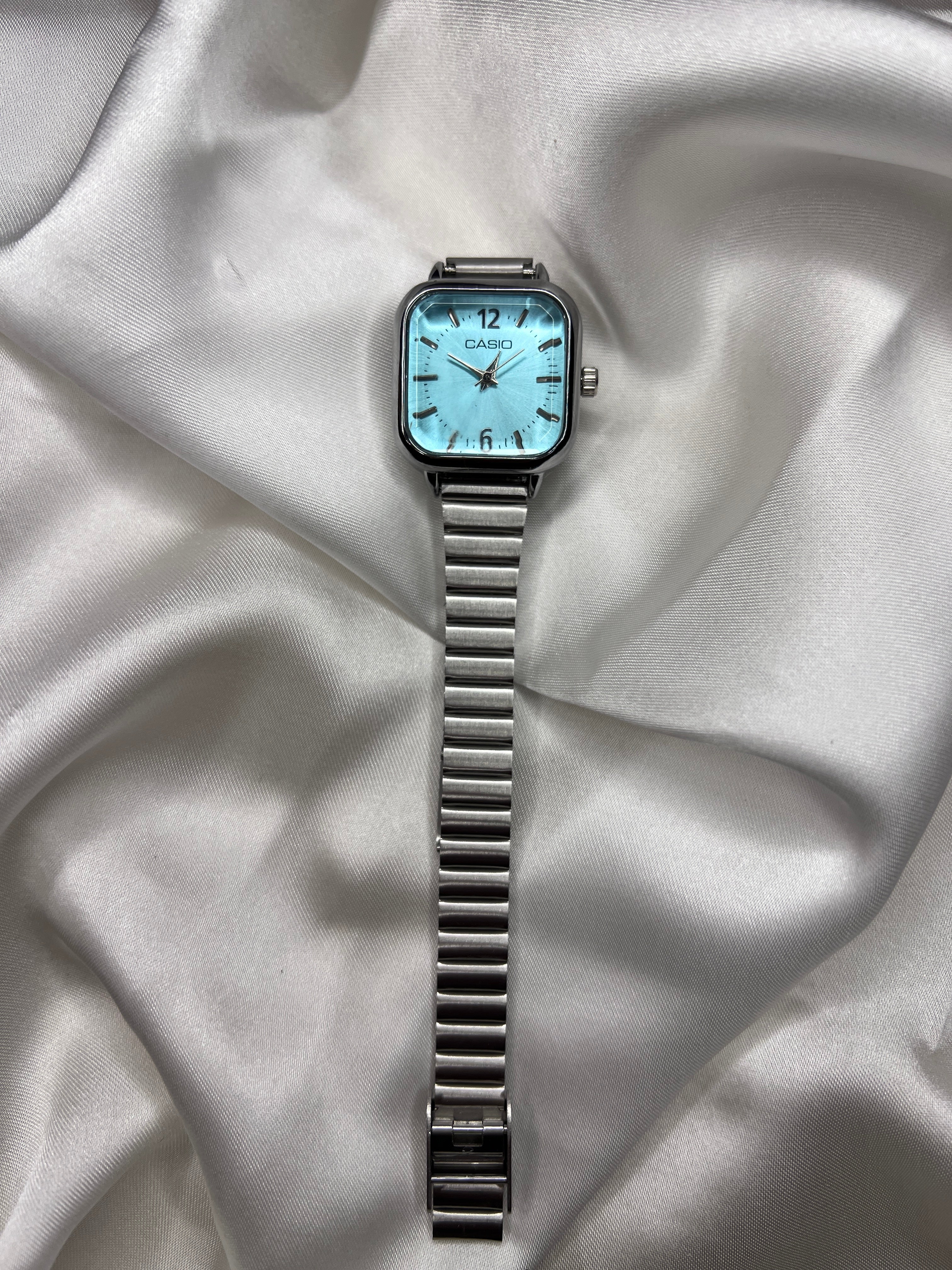 CLASSIC SILVER SAPPHIRE DIAL ( CASIO WATCH )