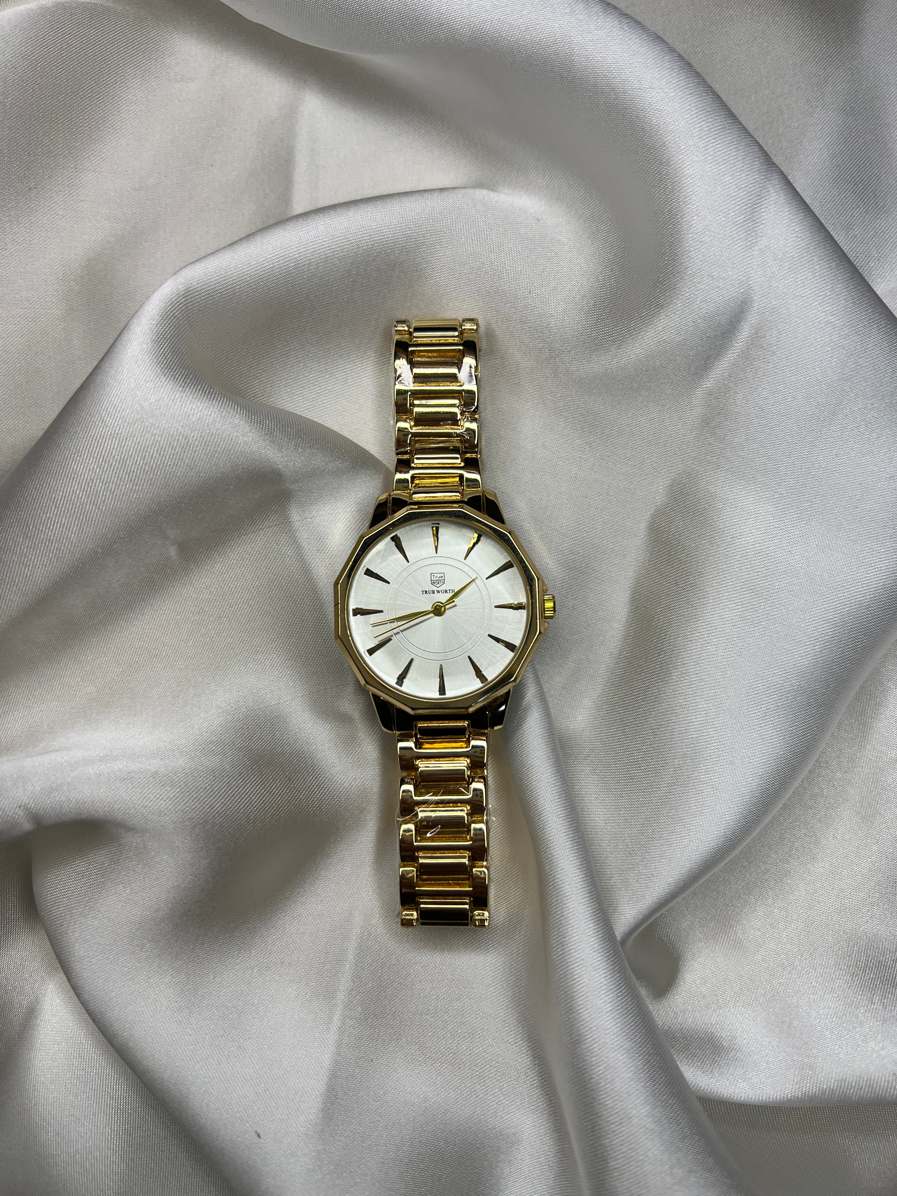 ROUND DIAL WATCHES✨ ( 3 colors )
