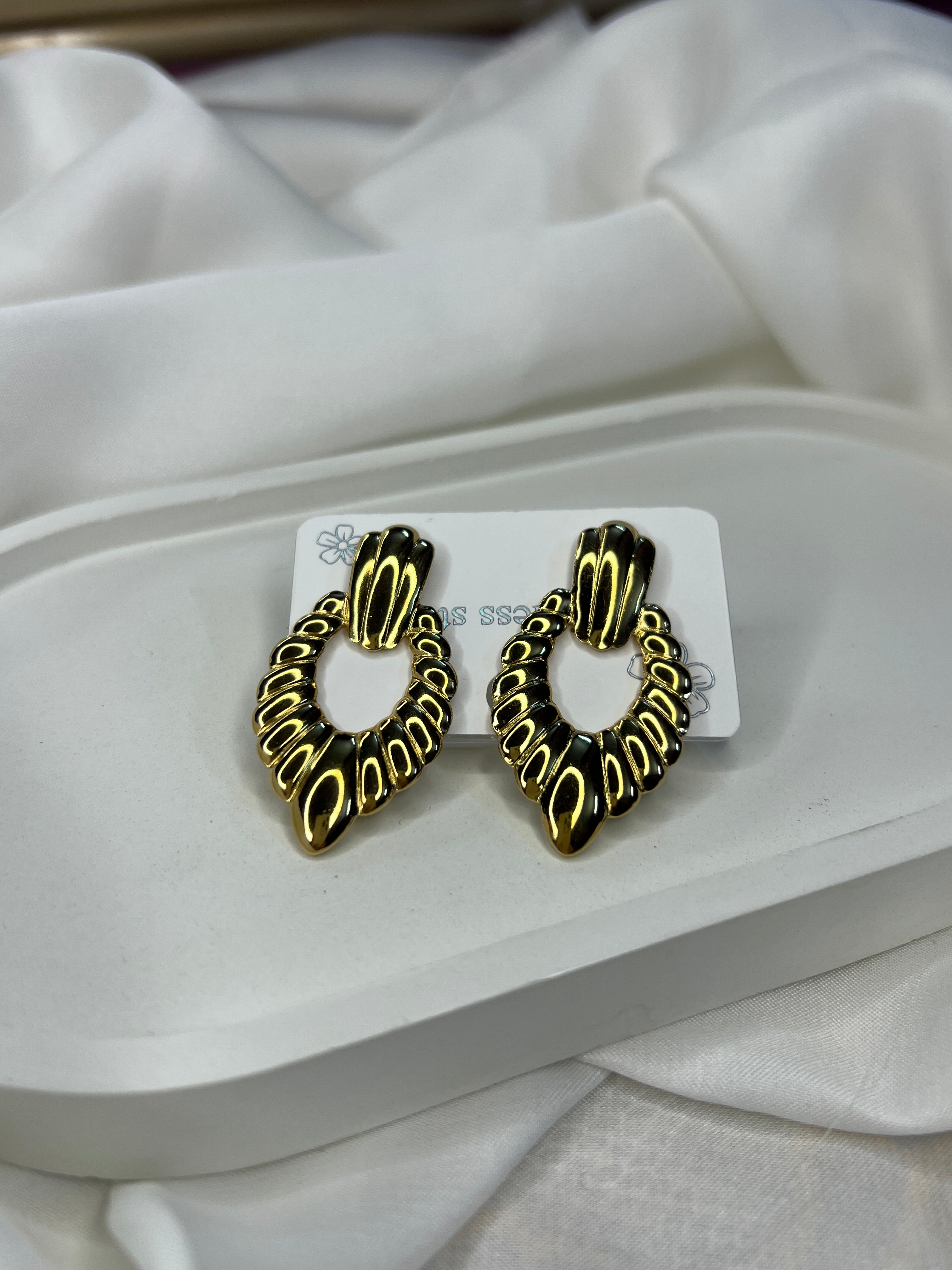 STAINLESS STEEL TRENDY TOPS ( 9 DESIGNS )
