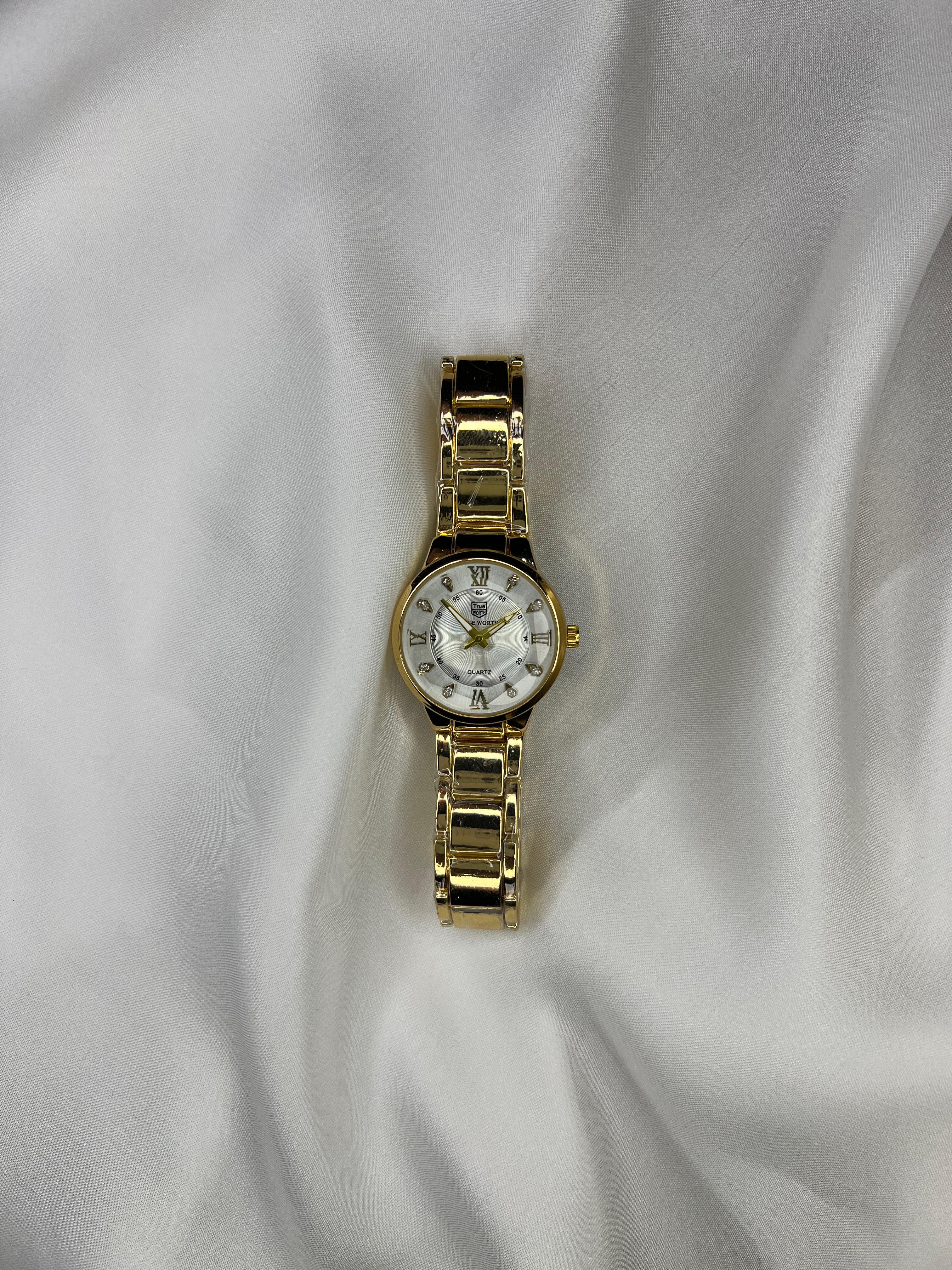 ELEGANT ROMAN  WATCHES
