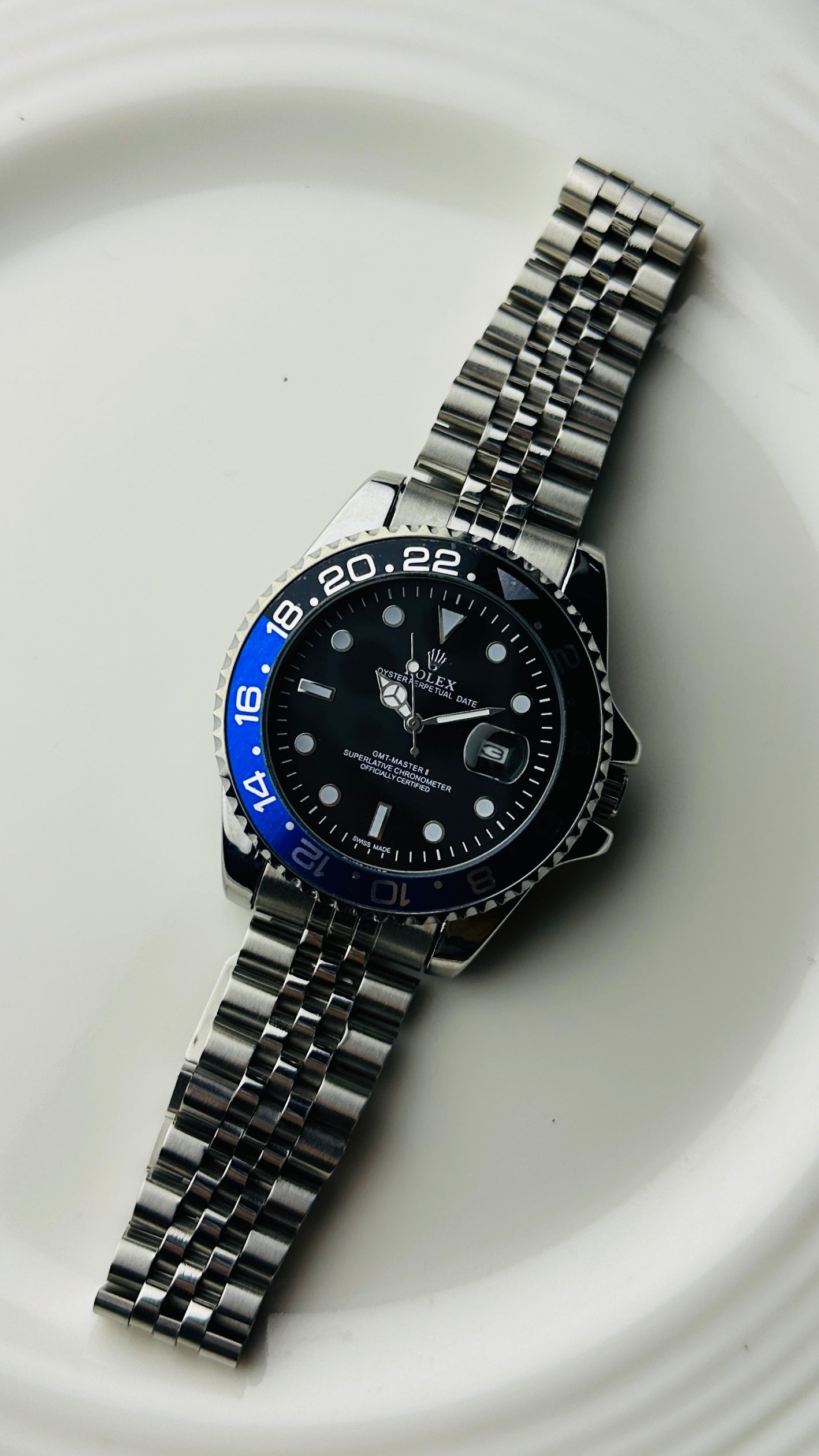 ROLEX GMT MASTER II ( ROYAL BLUE & BLACK )
