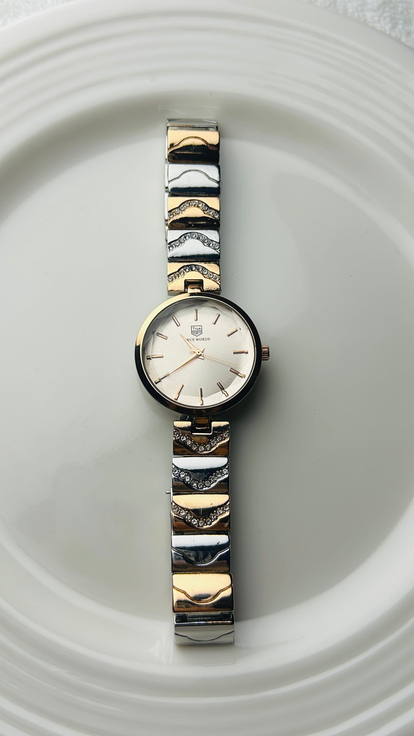 ROUND ROSEGOLD