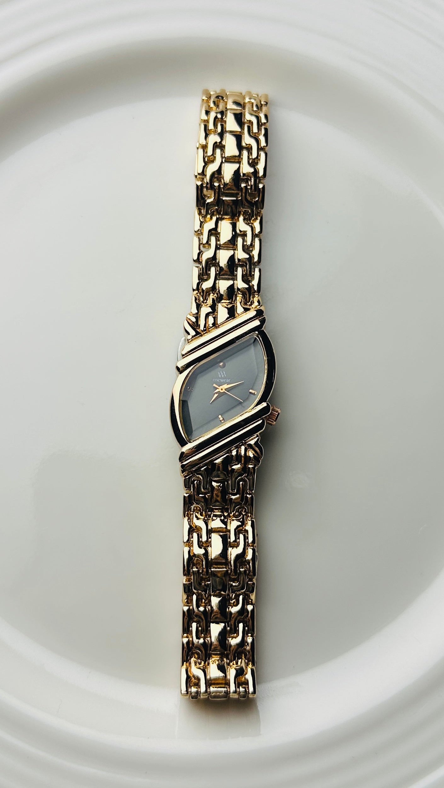 M CUBIC BLACK-GOLD