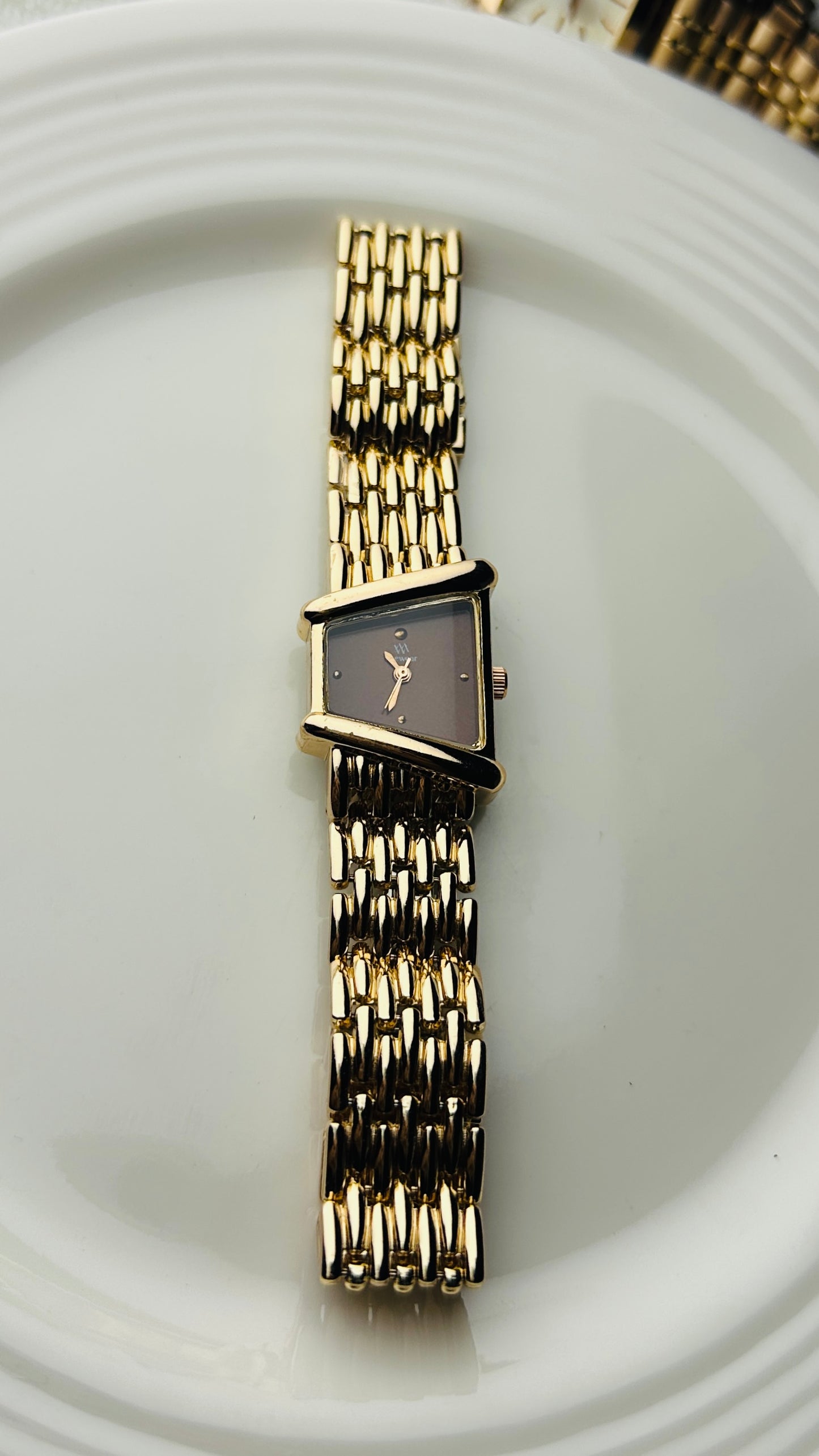 CUBIC BLACK