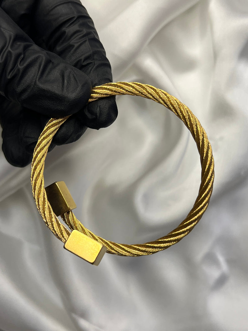 MEN'S AND WOMEN'S BRACELETS