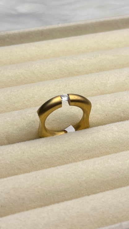 LUNEL RING