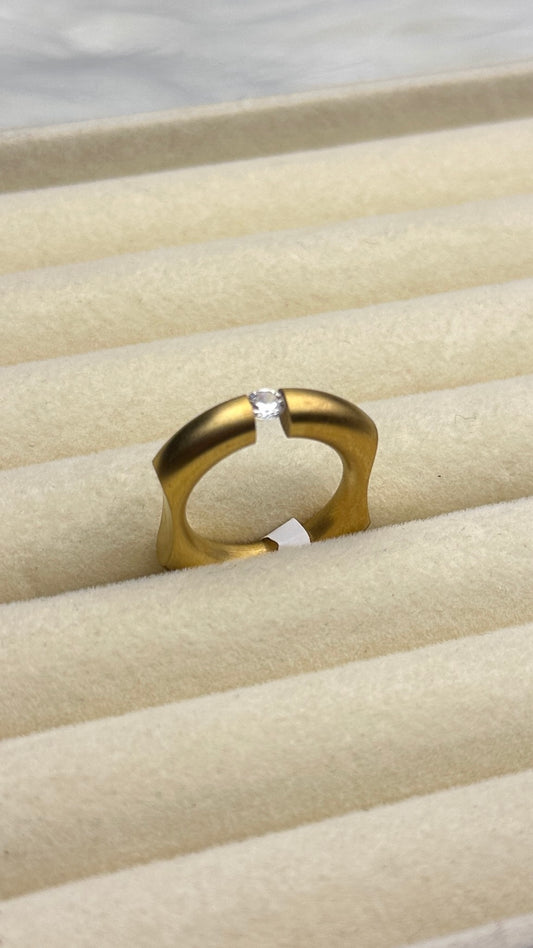 LUNEL RING