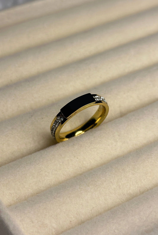 ROUND ESCOTR RING