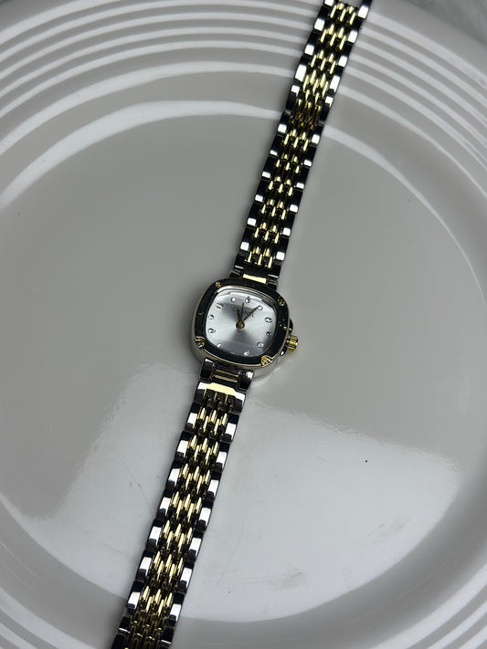 MONTAIRE TWO-TONE