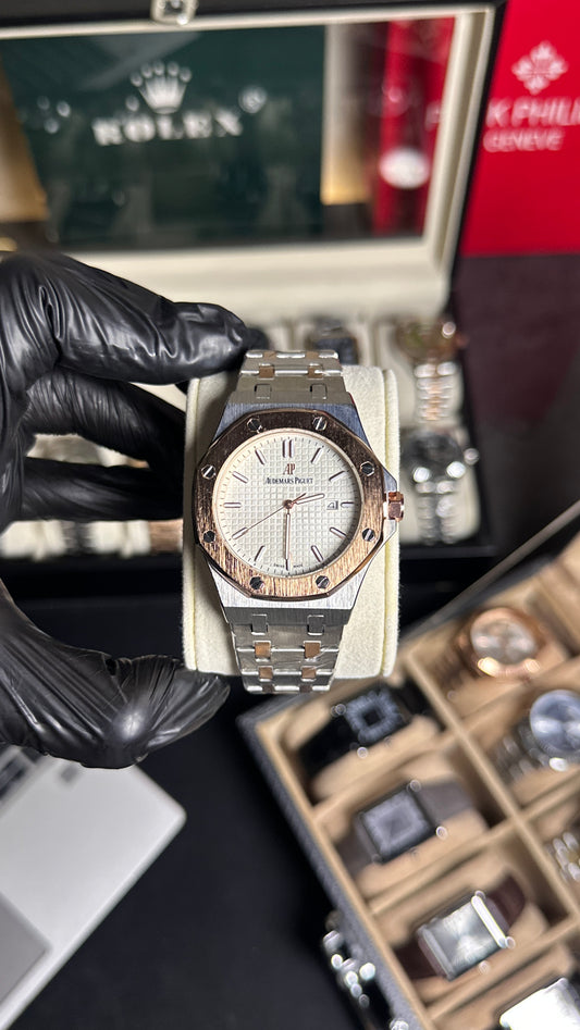 AP TWO-TONE MASTER WATCH