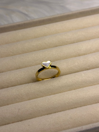 HEART RING