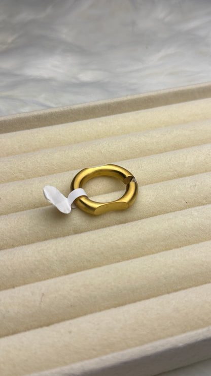LUNEL RING