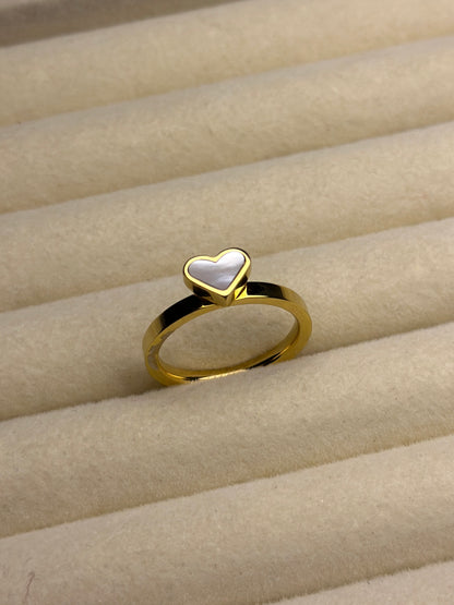 HEART RING