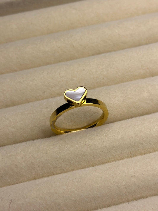 HEART RING