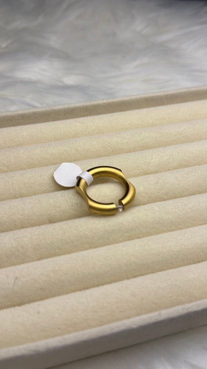 LUNEL RING