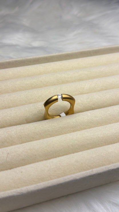LUNEL RING