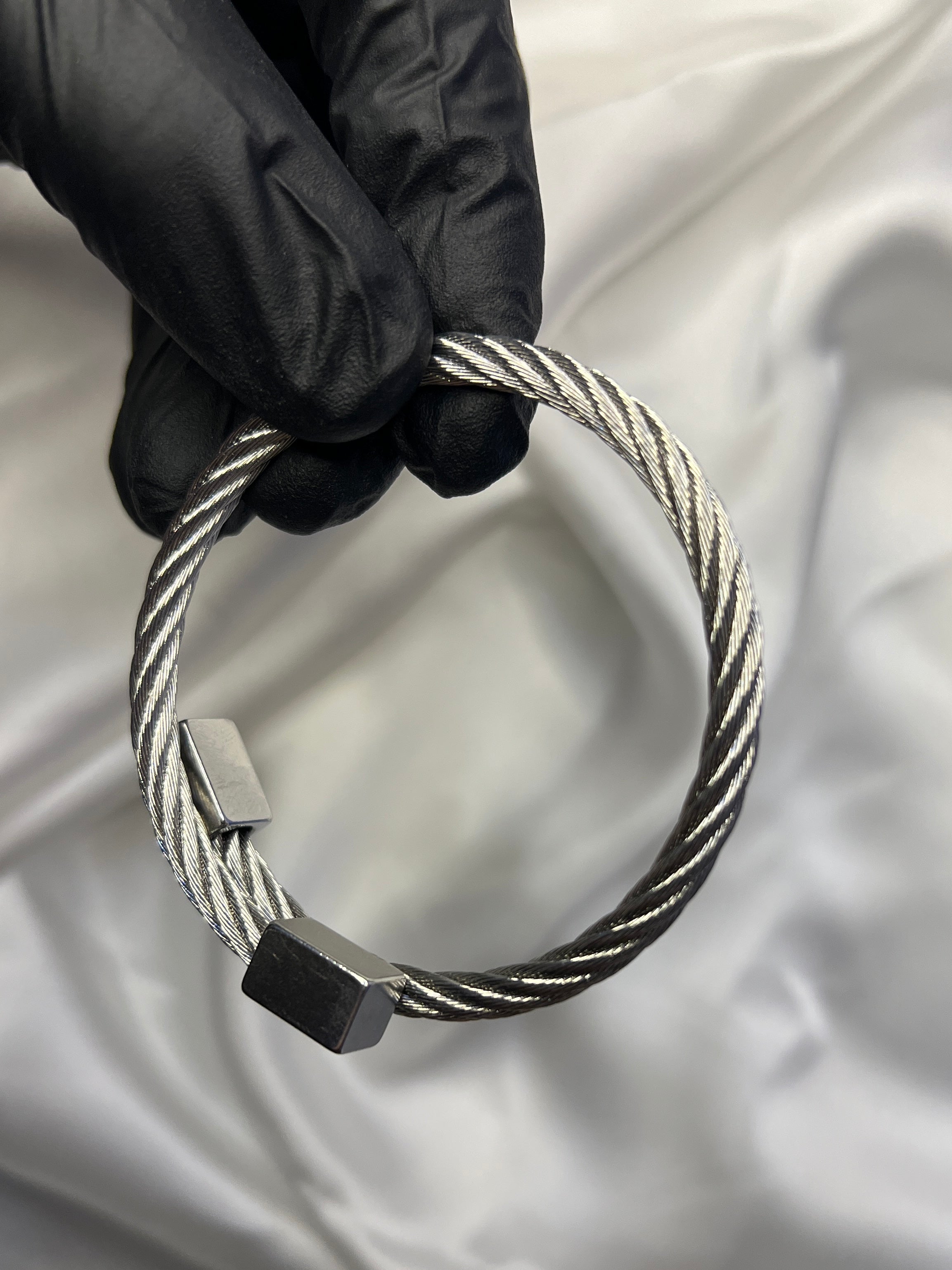 Stainless Steel Bangle Bracelet for Men's and Women's