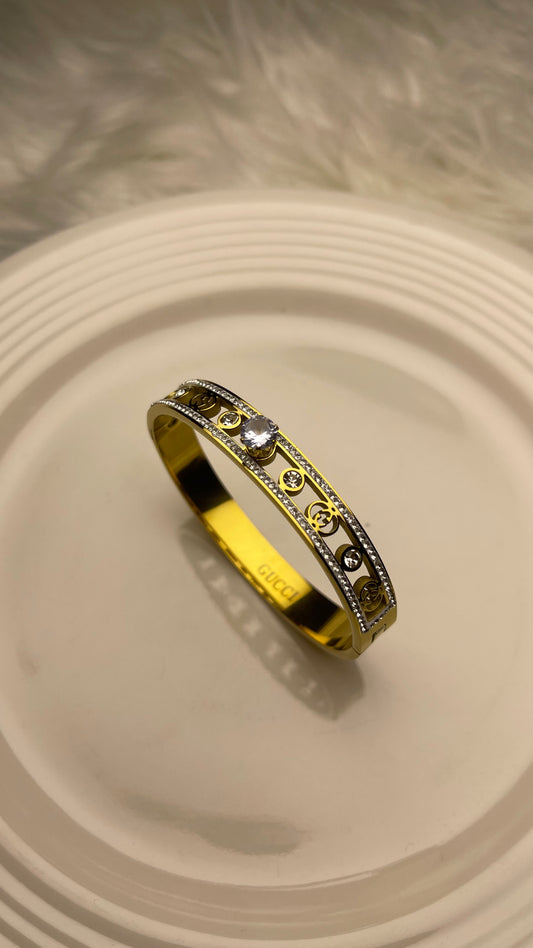 STONNED STAINLESS BANGLE