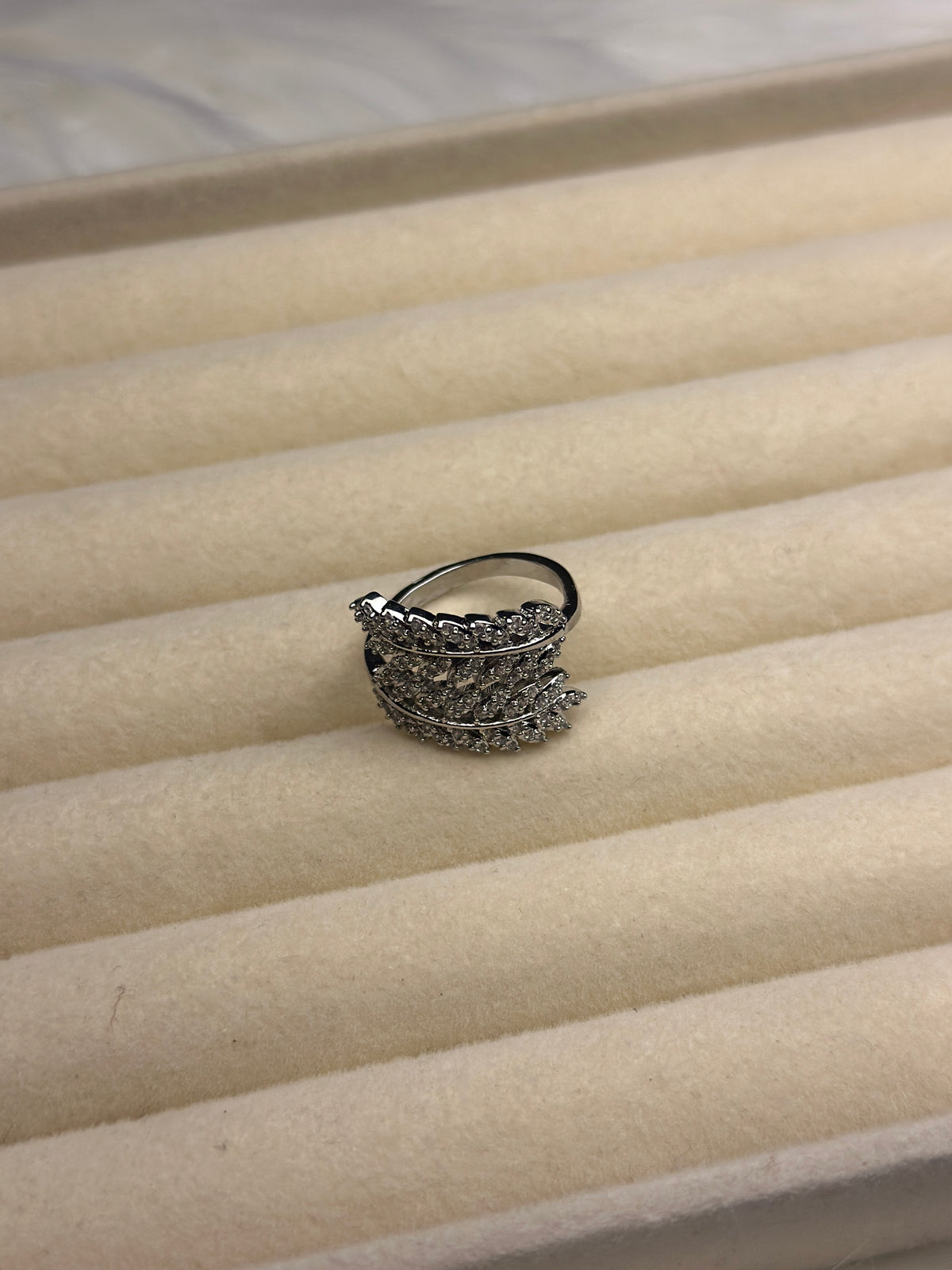 PEARL ADJUSTABLE RING
