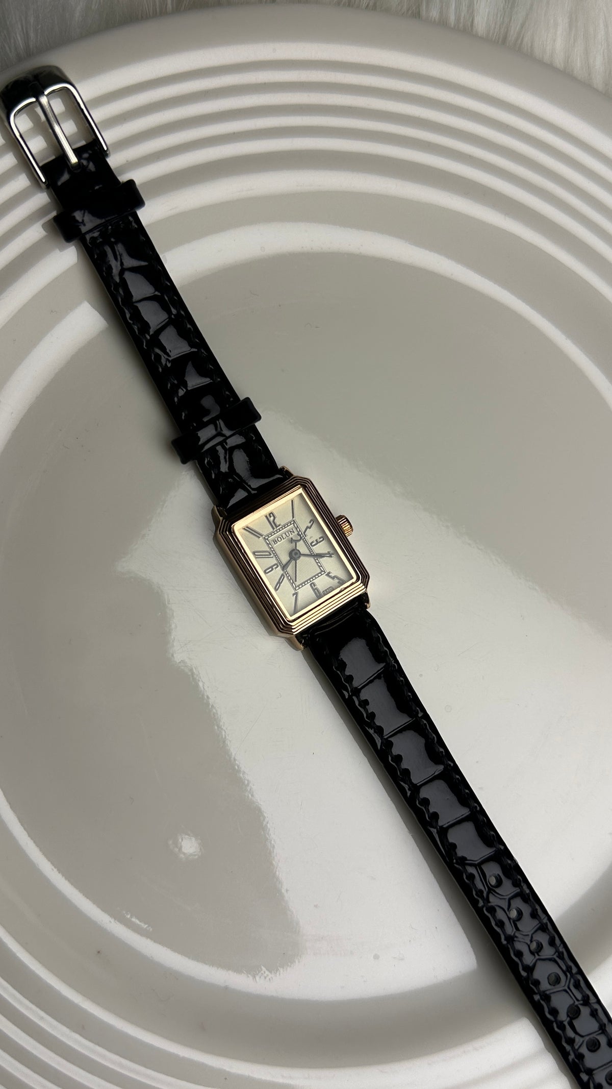 NEBEL BLACK