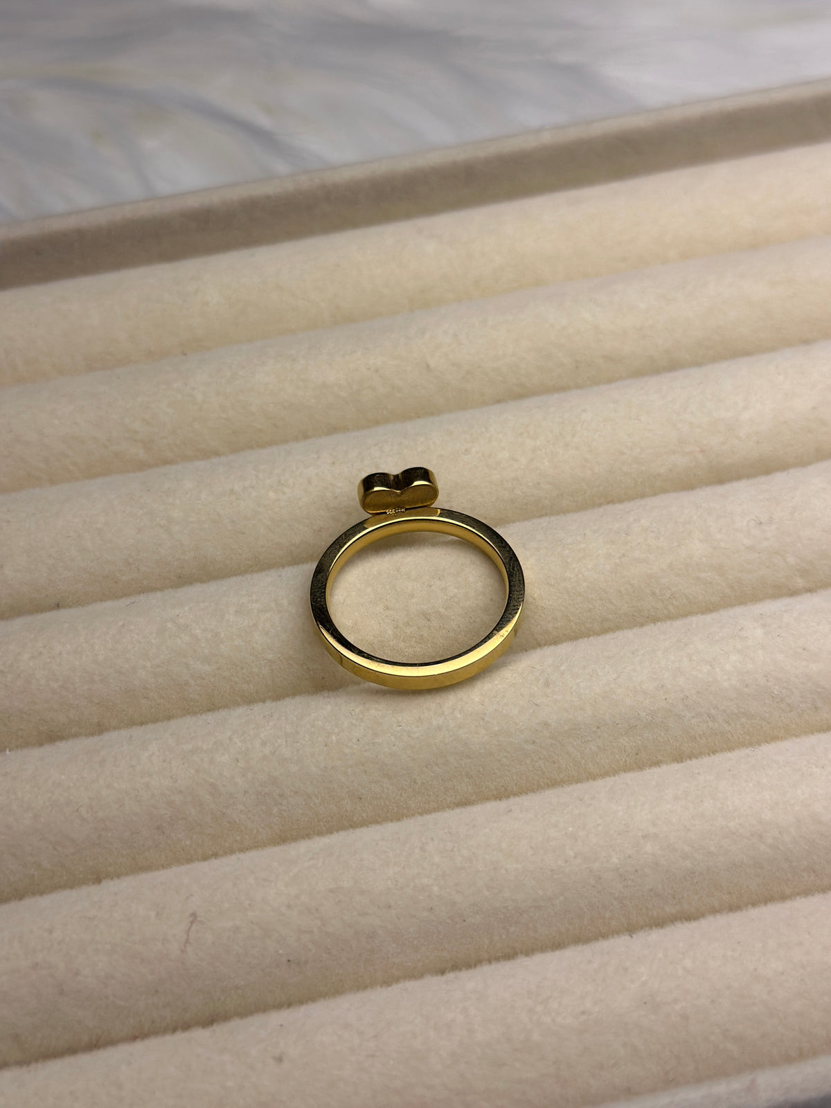 HEART RING