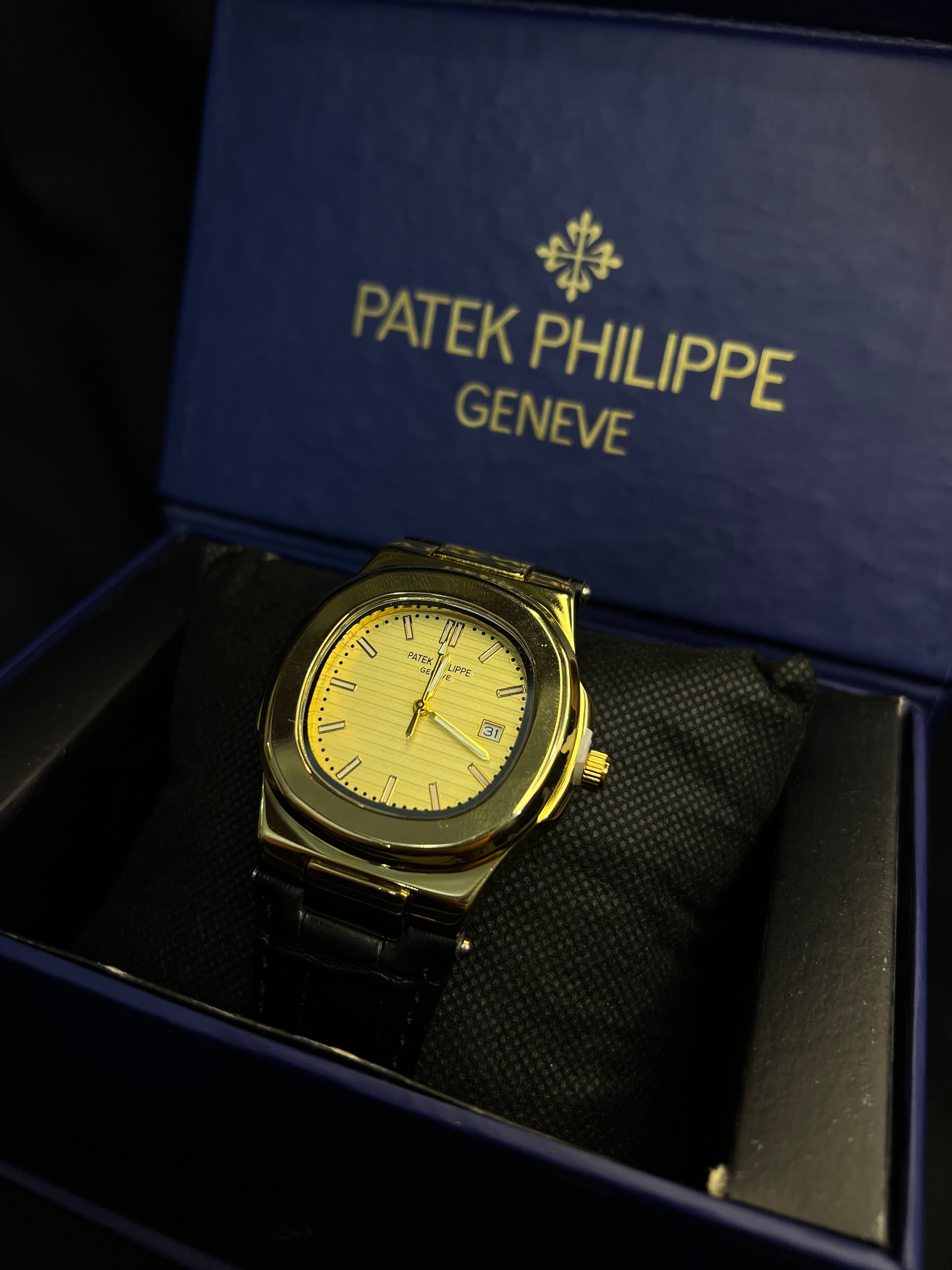 PATEK PHILIPPE GENEVE *GOLD*