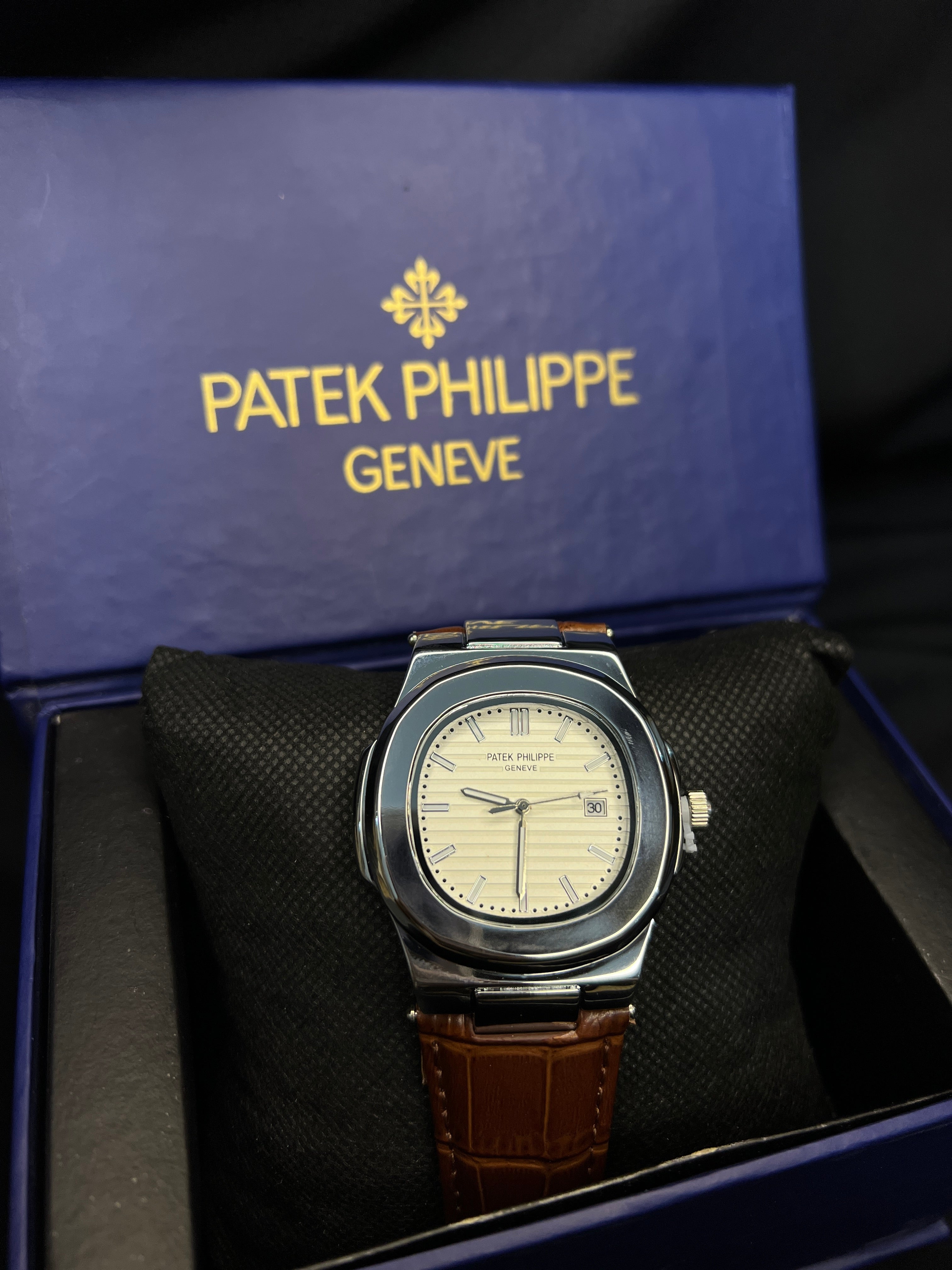 PATEK PHILIPPE GENEVE *SILVER*