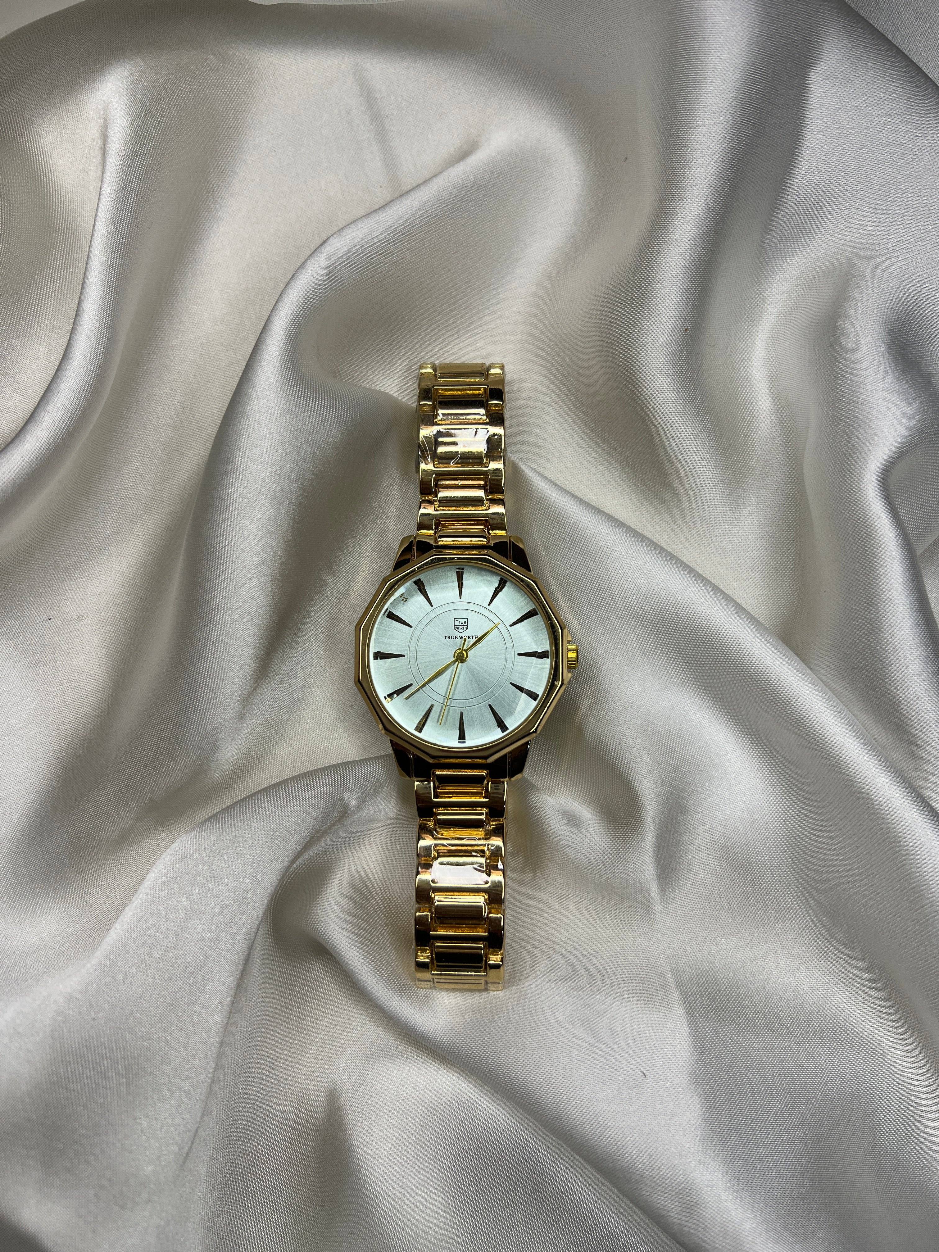 ROUND DIAL WATCHES✨ ( 3 colors )