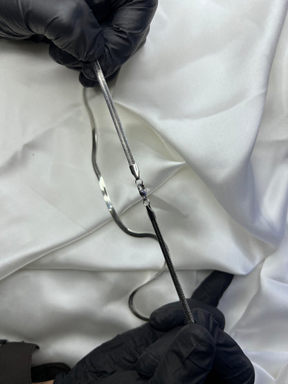 STAINLESS STEEL SNAKE CHAIN  *SILVER*