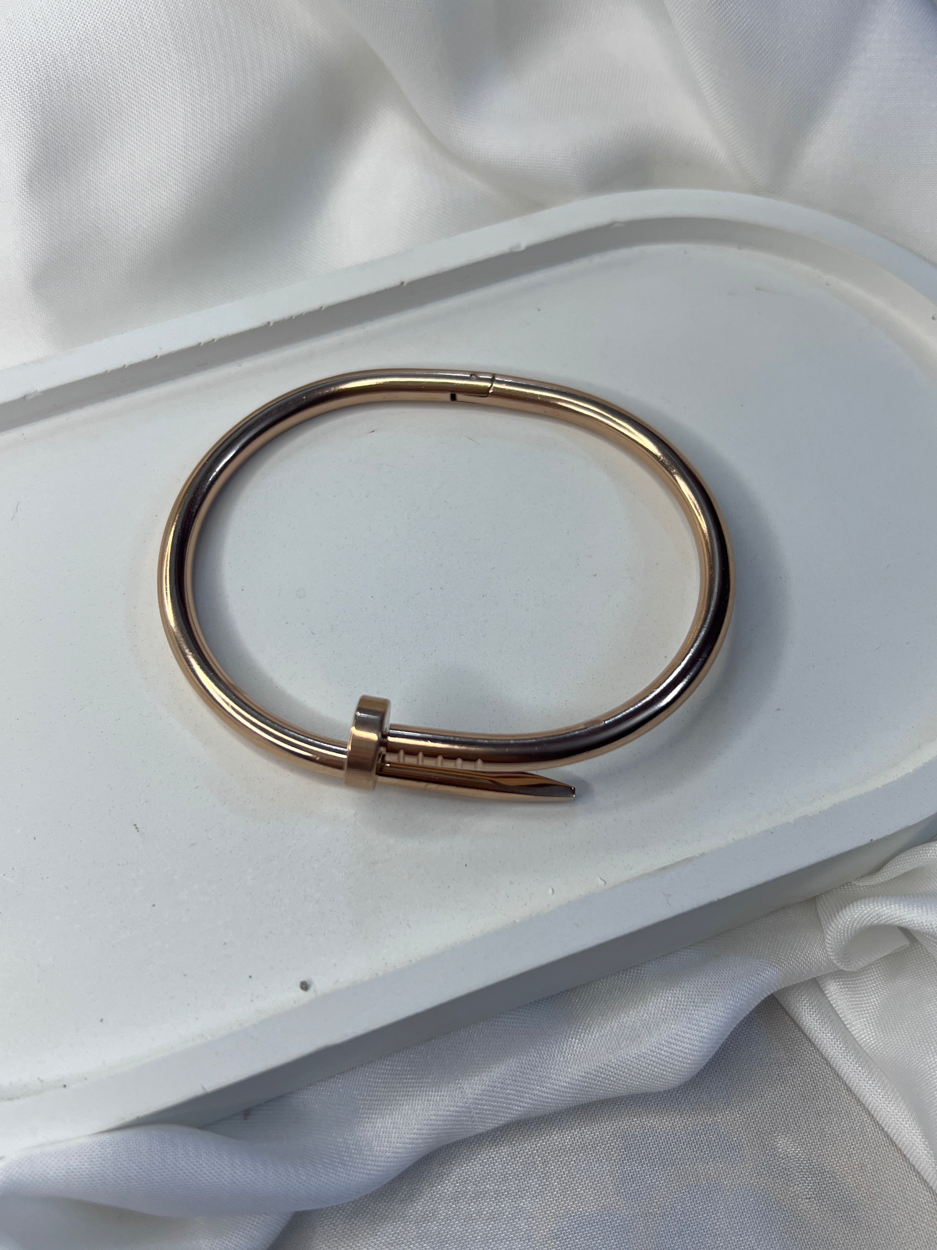 STAINLESS STEEL BANGLES