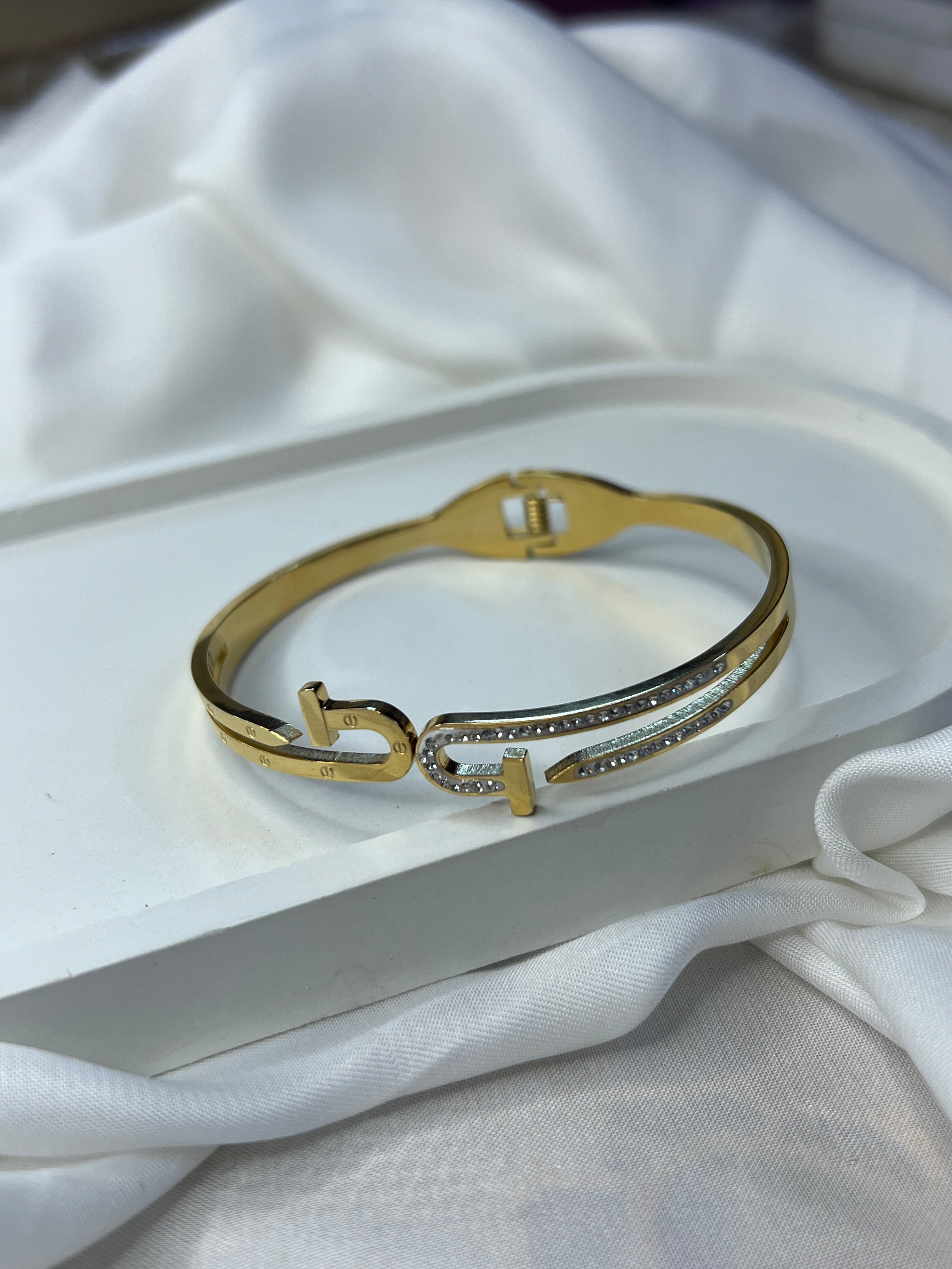 PREMIUM STAINLESS STEEL BANGLES ( 6 DESIGNS )