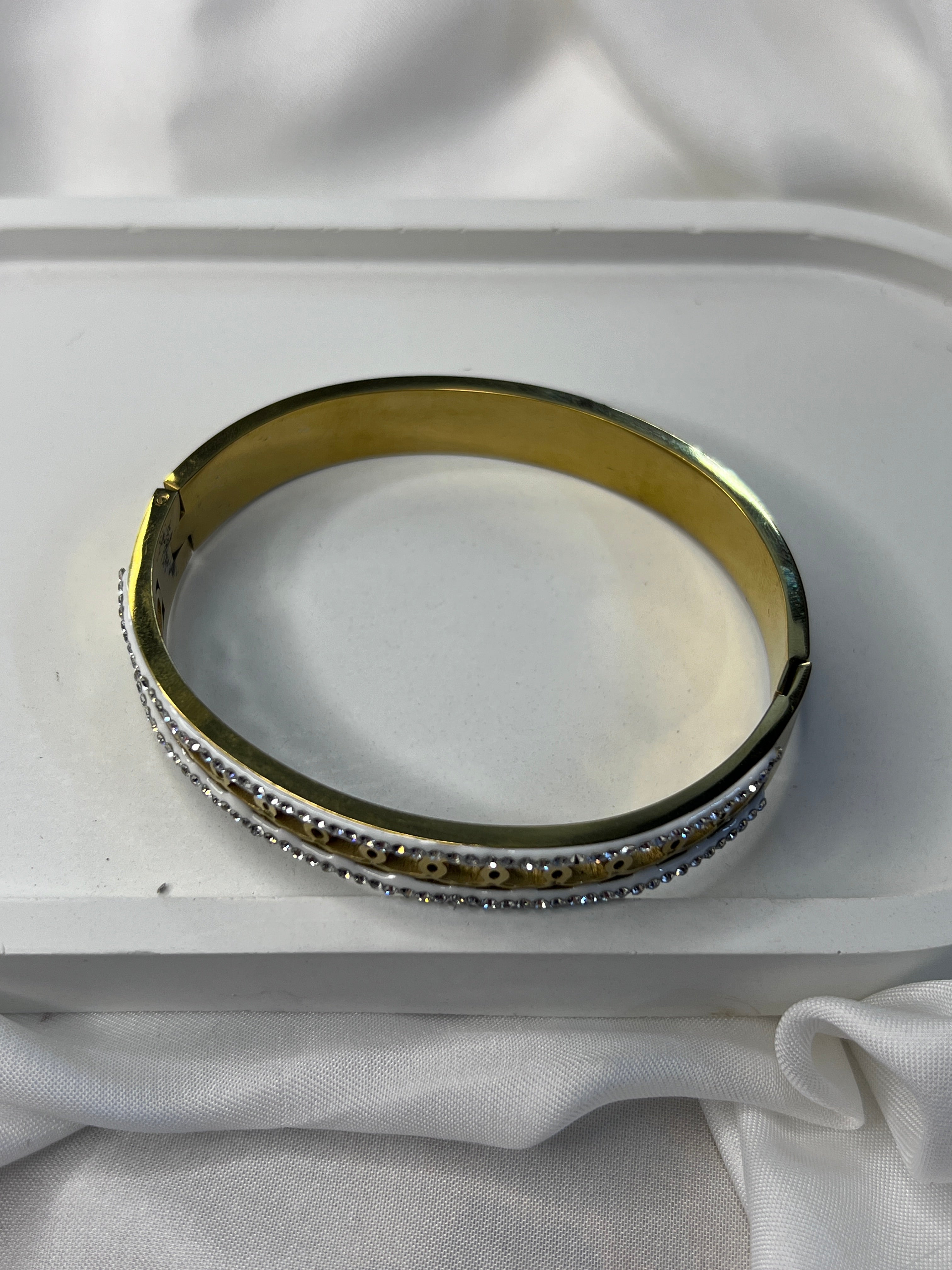PREMIUM STAINLESS STEEL BANGLES ( 6 DESIGNS )