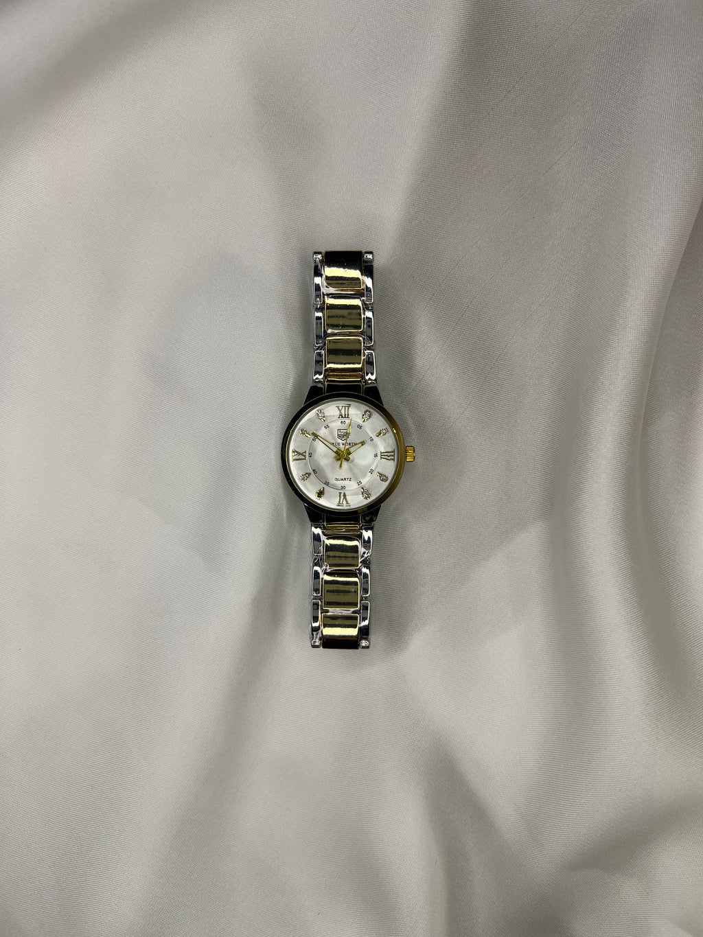 ELEGANT ROMAN  WATCHES