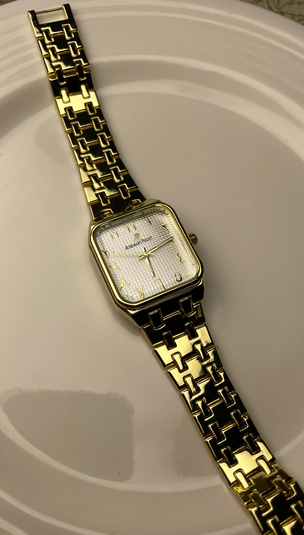 AP ROMAN GOLD