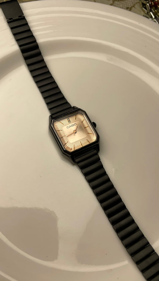 CASIO ROSE-GOLD