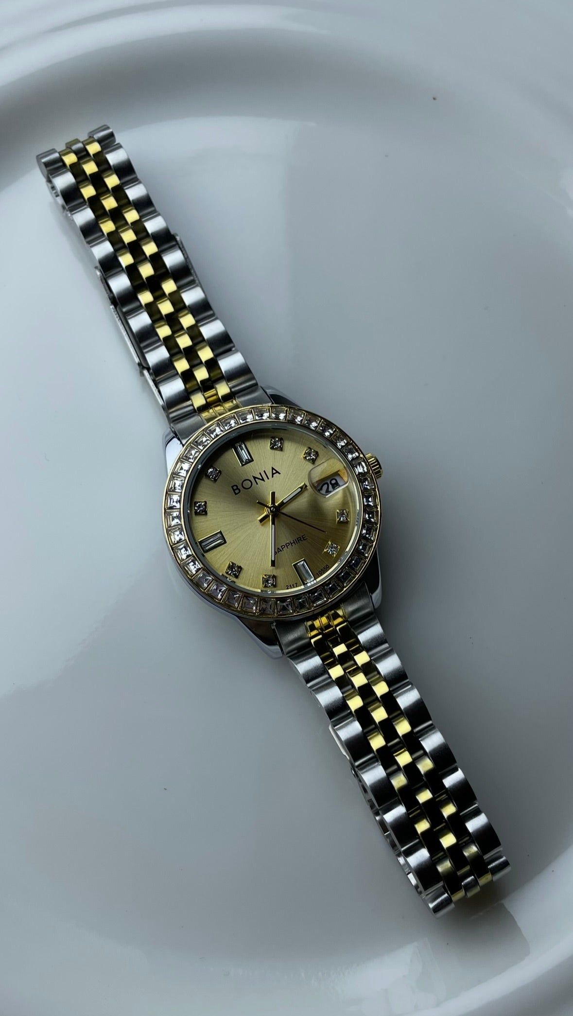 BONIA SAPPHIRE DAY-DATE GOLD