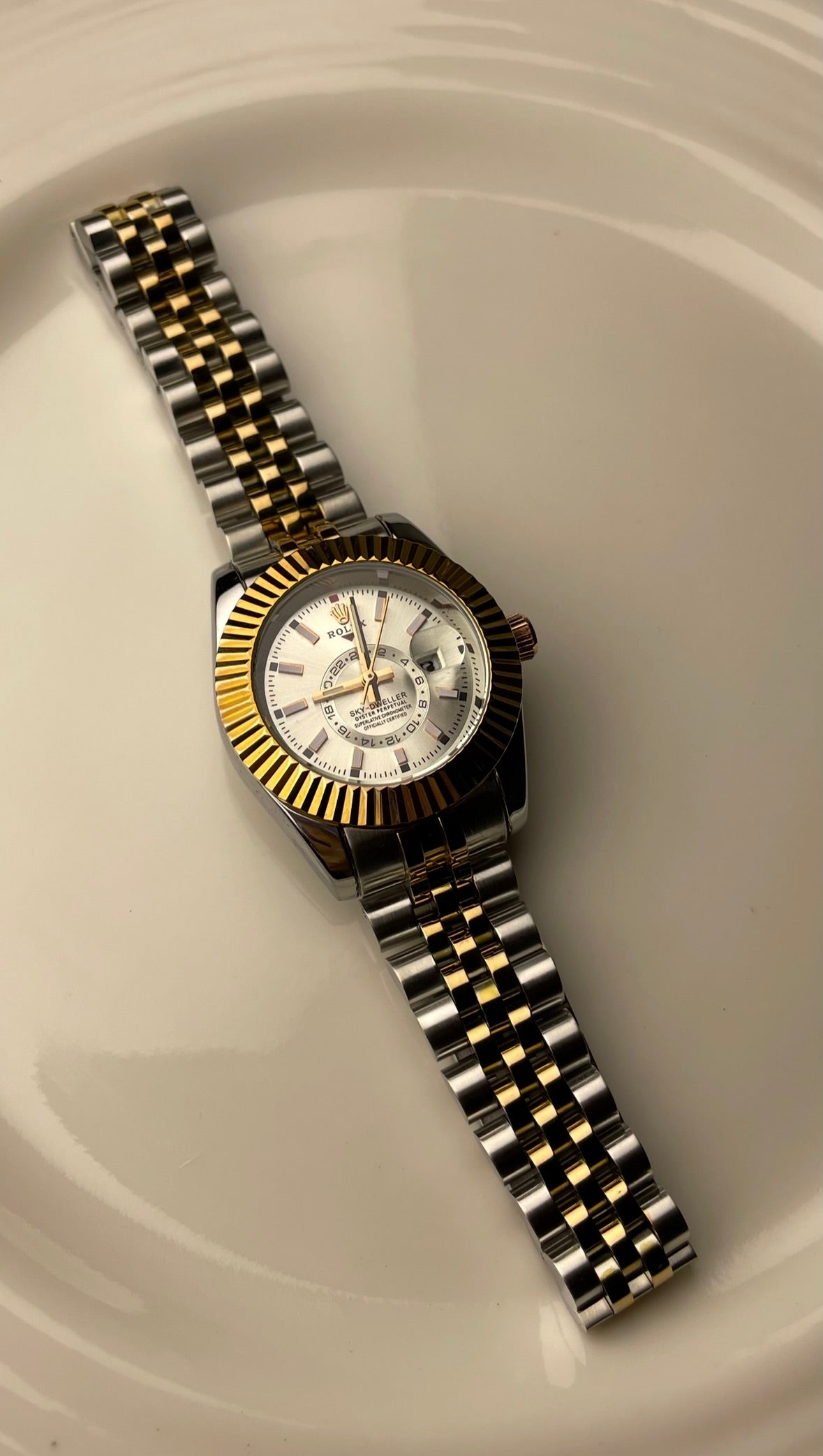 ROLEX DAY-DATE WHITE