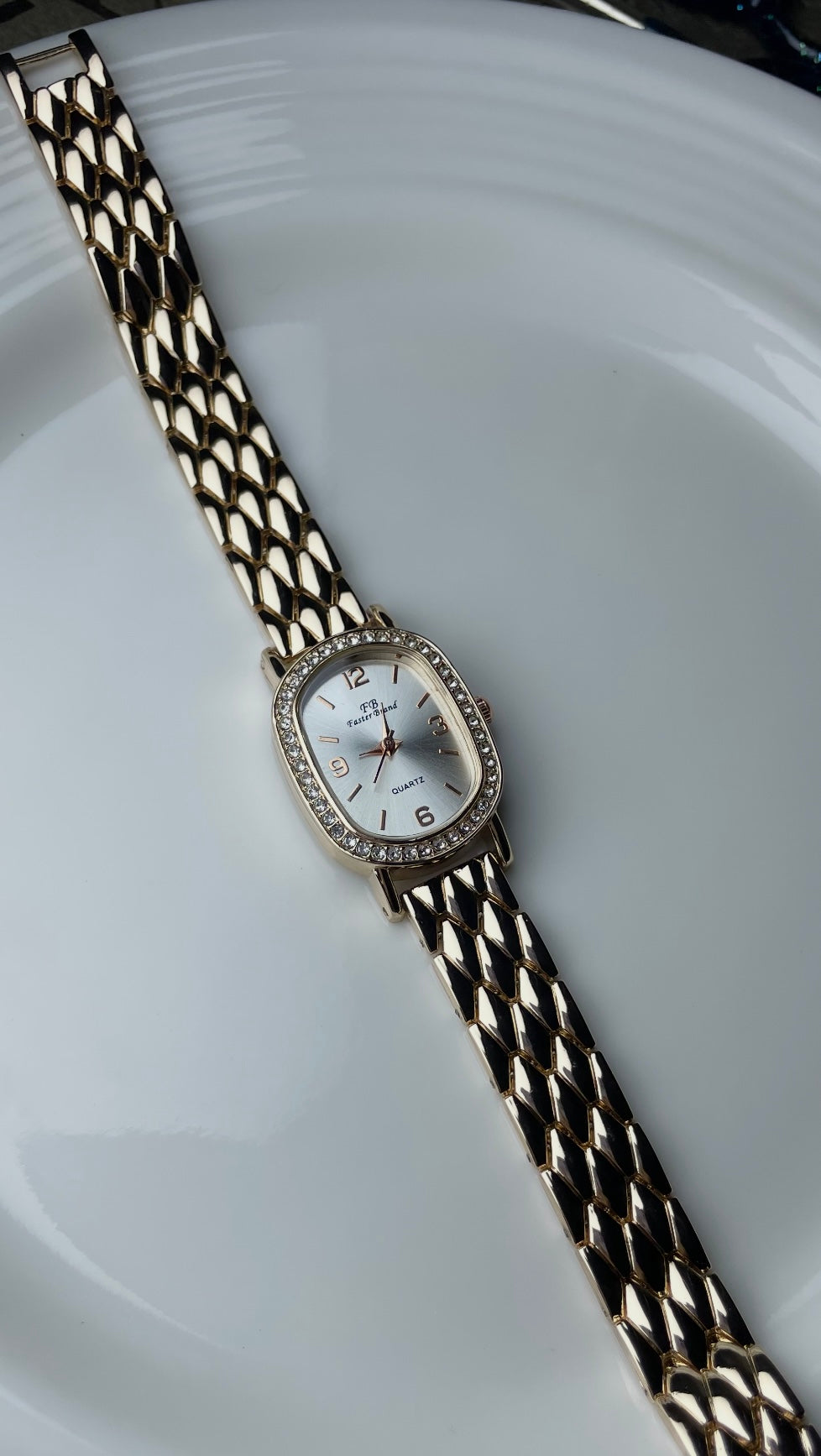 ELISA ROSEGOLD