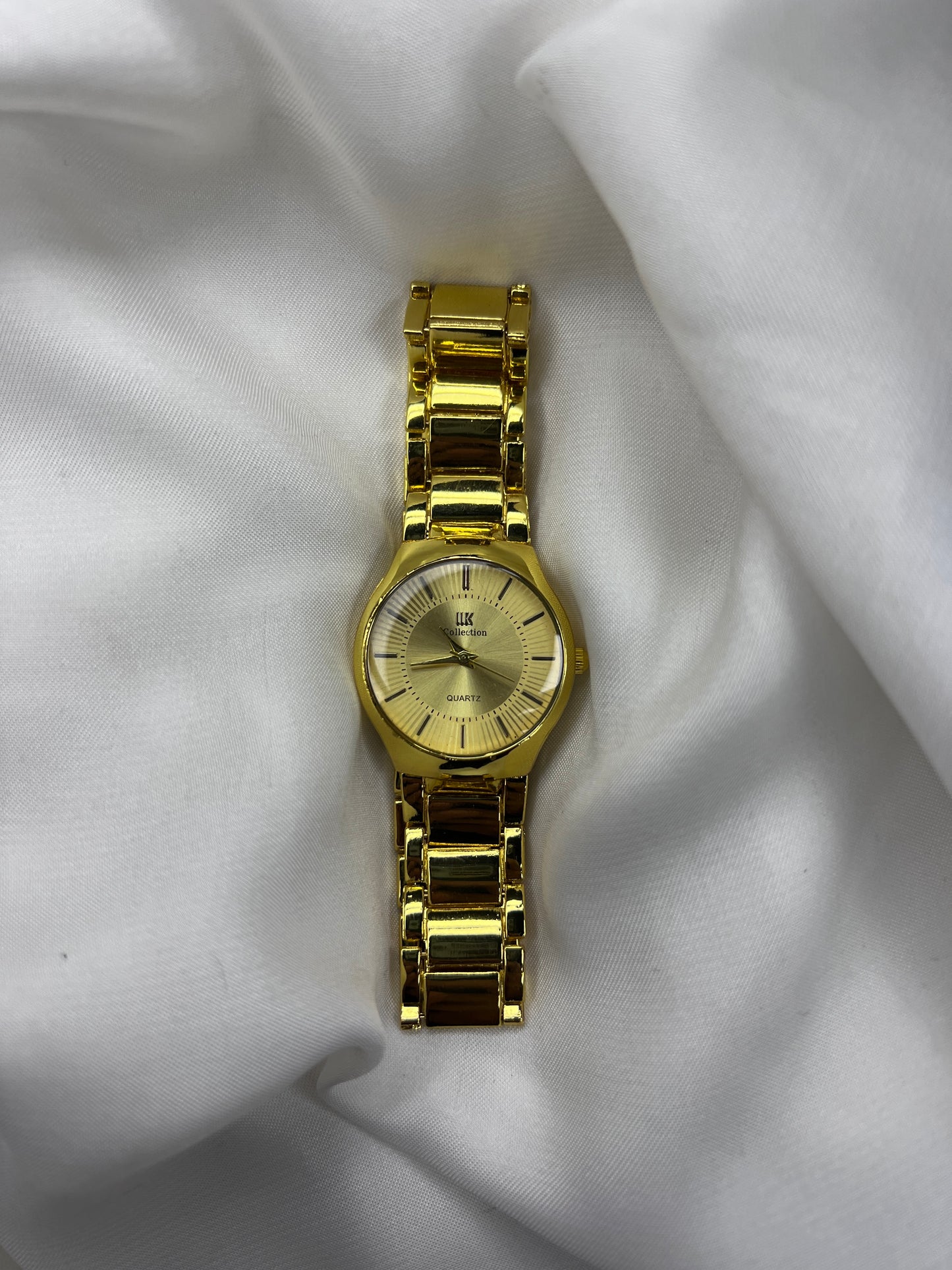 CLASSIC GOLDEN ROUND