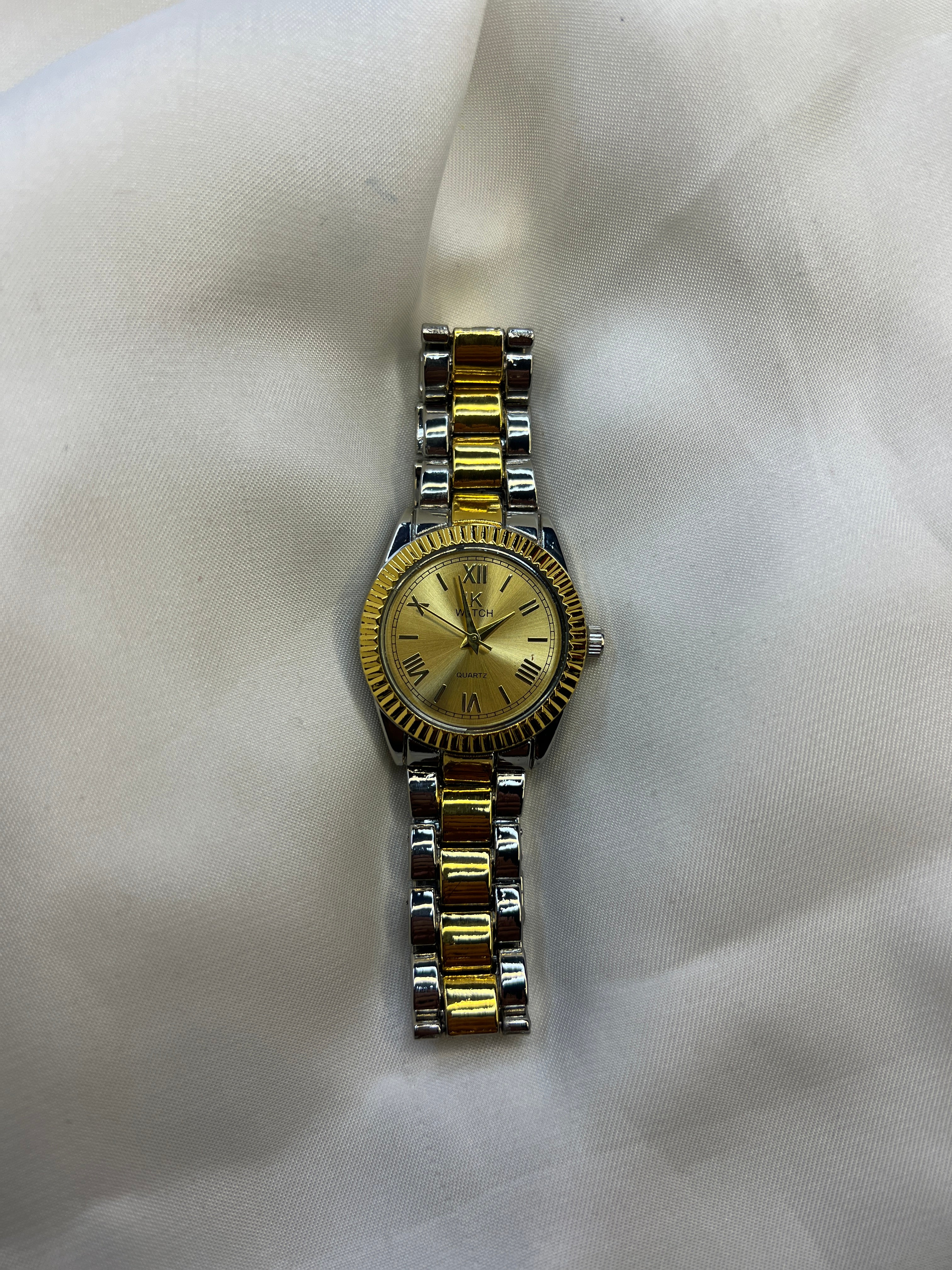 TWO TONE CLASSIC DIAL