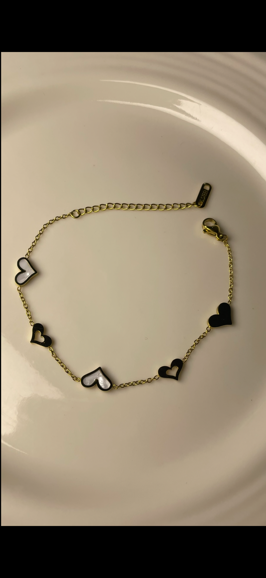 PREMIUM STAINLESS STEEL HEART BRACELET