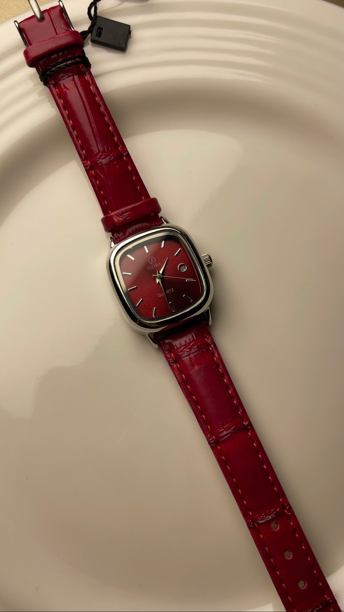 REUIN RED