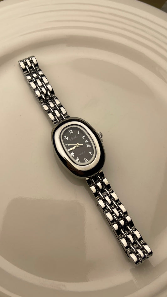 NVELLE SILVER-BLACK