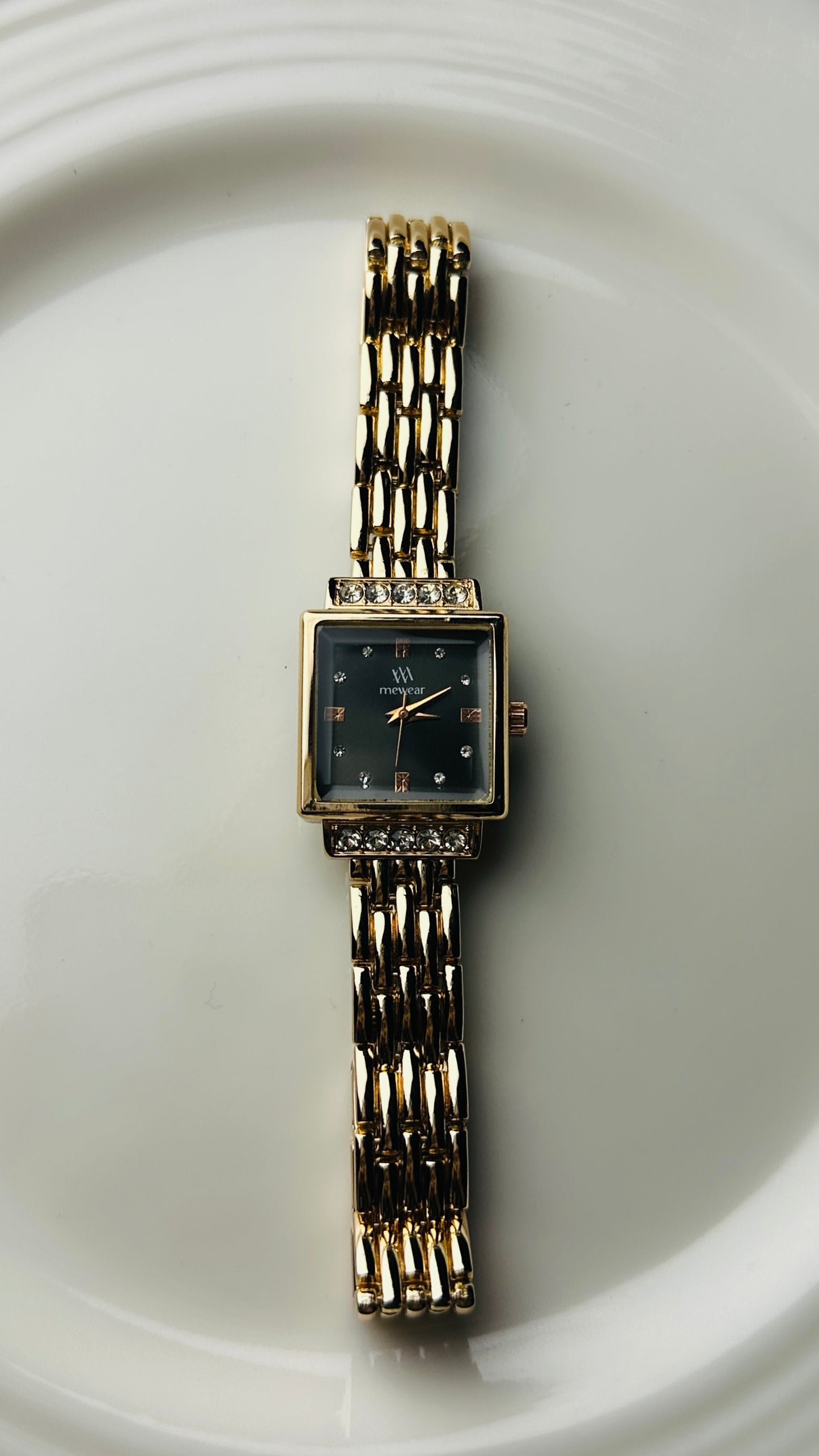 CUBIC BLACK