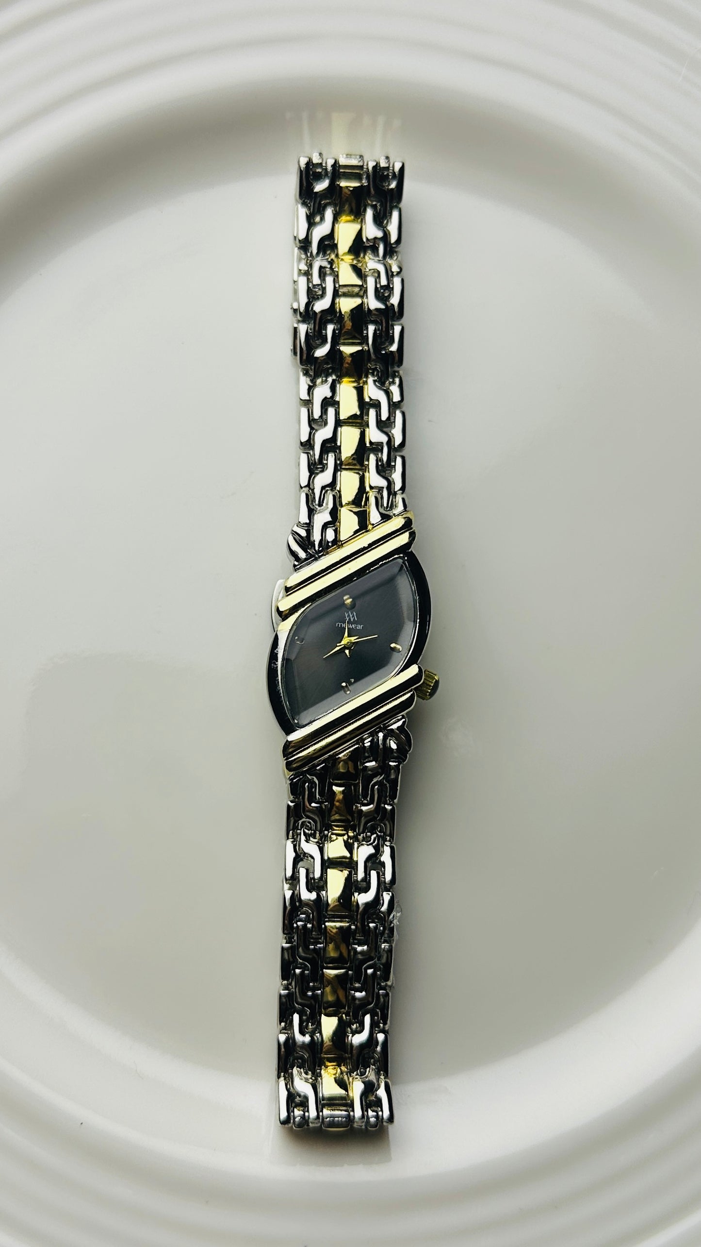 M CUBIC SILVER-BLACK