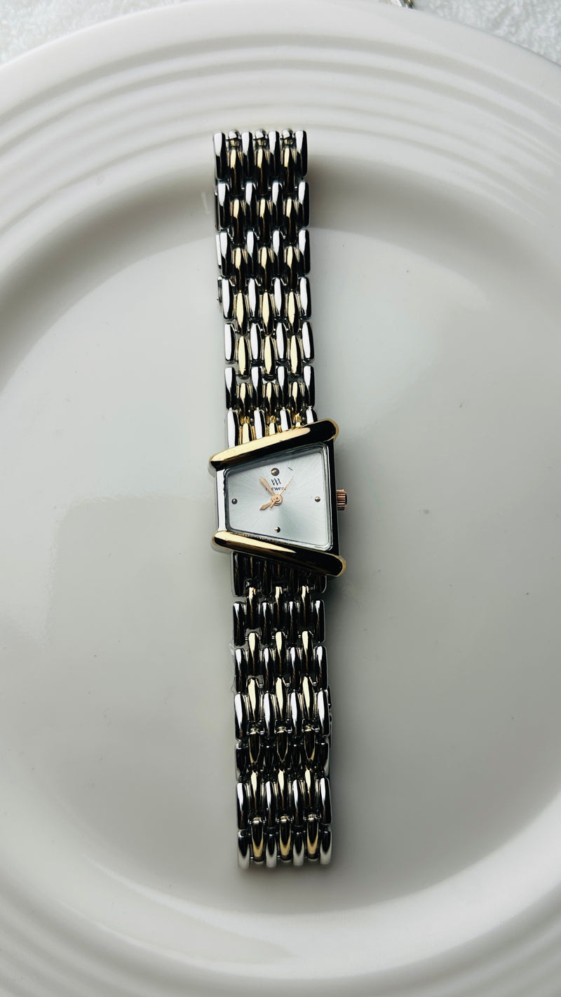 CUBIC TWO-TONE