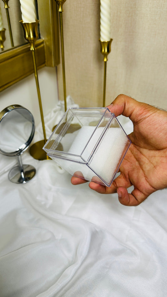 TRANSPARENT BOX